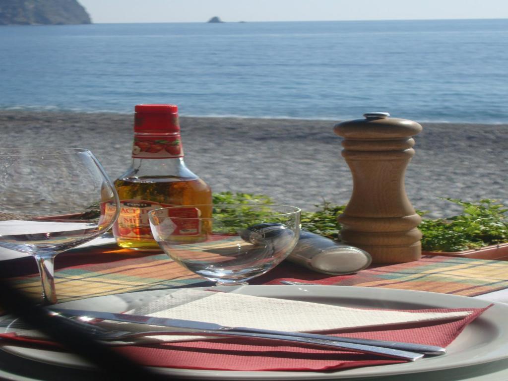 Apartments Galija Petrovac ภายนอก รูปภาพ