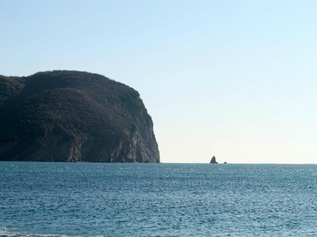 Apartments Galija Petrovac ภายนอก รูปภาพ